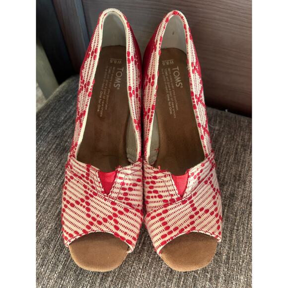 TOMS Multi Cross Stitch Open Toe Wedges Red and White size 8.5 - Picture 2 of 12
